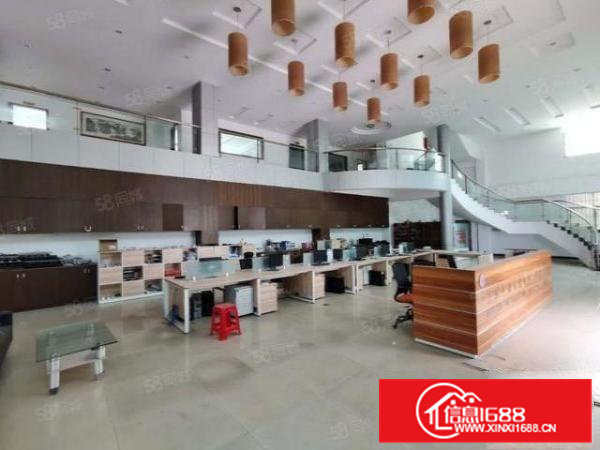 大朗镇新马莲新出工业园区独门独院10700平方厂房