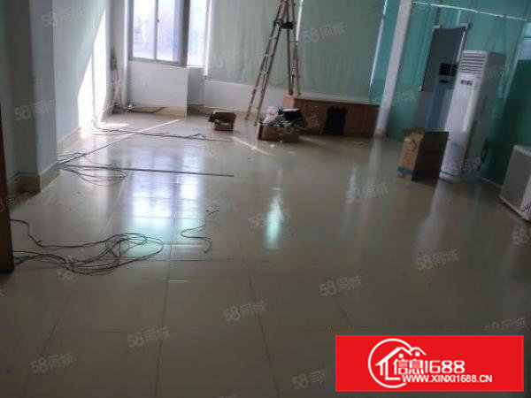 原房东急租，独门独院3500平方，租金10元，可分租