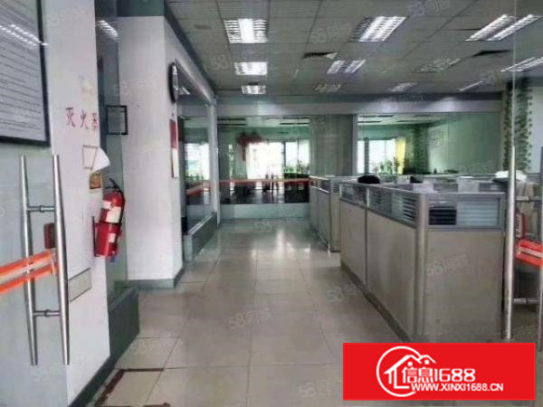 横沥镇石涌民营工业区原房东分租标准厂房一楼1000平带牛角位