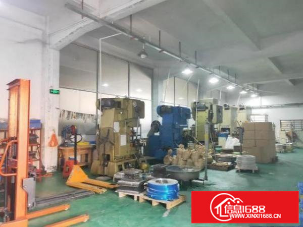 竹尾田注塑模具五金一楼招租400平米5米高