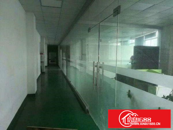 横岗华乐路旁二楼厂房450平，适合电子贸易，现成地坪漆