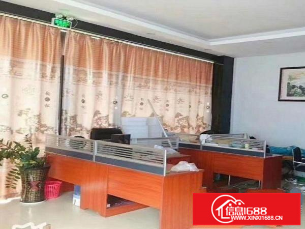 仲恺潼侨楼上新出1350平方带精装修厂房出租