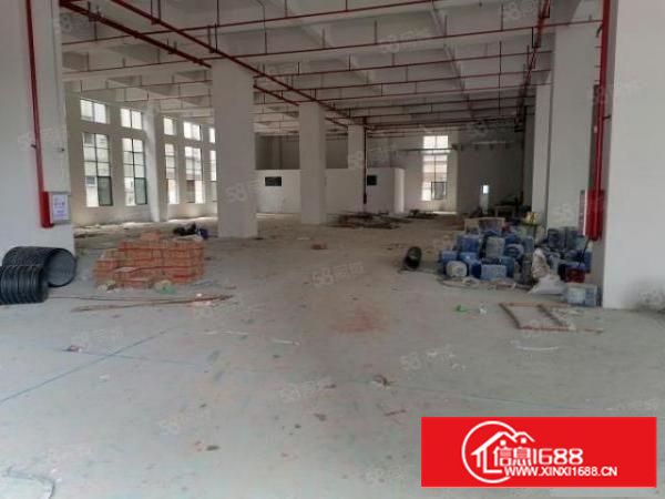 寮步全新独院厂房可办环评型像好，电梯可把小车升到楼顶，带客梯