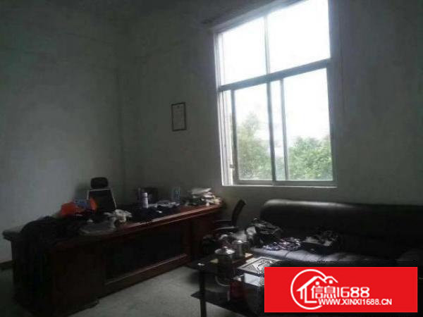 坪山碧岭金碧路500平方送装修厂房14元招租