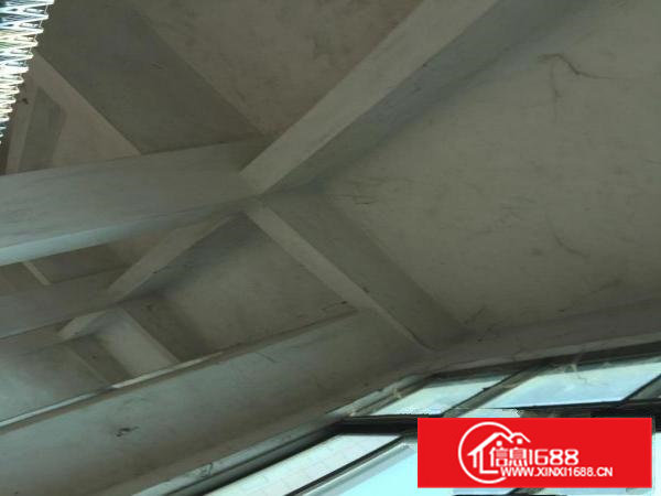 本楼无电梯,只适合做轻型加工或居住