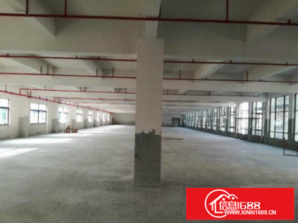 龙岗区平湖新出楼上1600平无尘车间厂房待出租，带装修