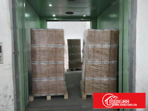 石岩一手房东5楼680平精装修不要转让费出租