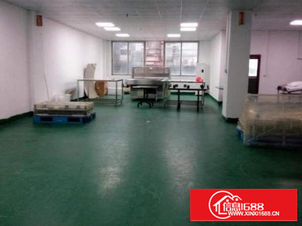 鹤洲恒丰工业城楼上3500平米带装修厂房招租，可分租