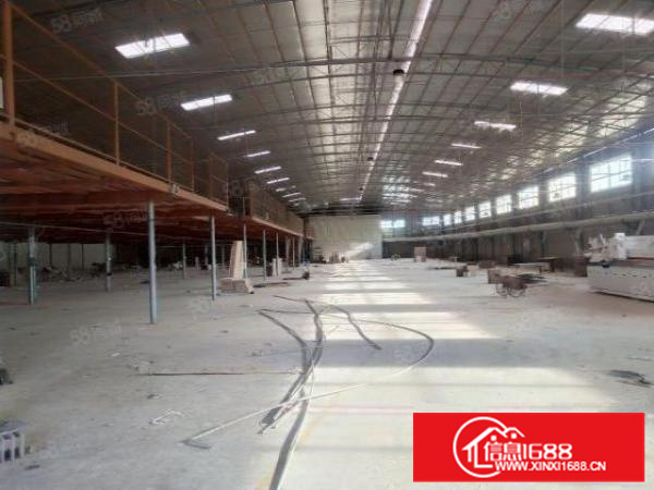 国道边上，独门独院。红本上市形象，超大空地免费