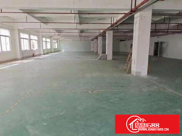 标准厂房出租二楼800平方米现成水电装修