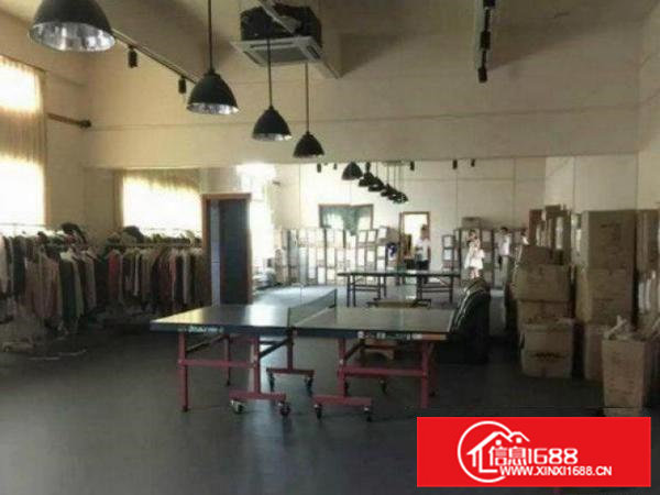 常平桥梓村标准厂房一楼2100平地理位置良好，交通便利