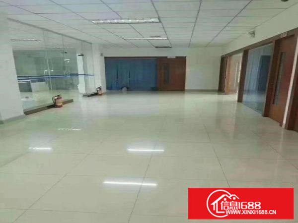 凤岗漂亮工业园厂房1560平方带豪华装修出租