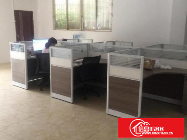 厂房面积800方租金11000元空地500方免费使用独门独院