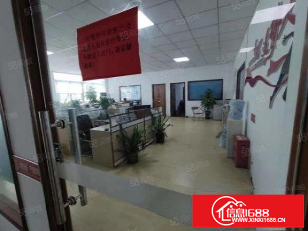 观澜福民新出楼上豪华装修厂房1233平，园区空地大，面积实在