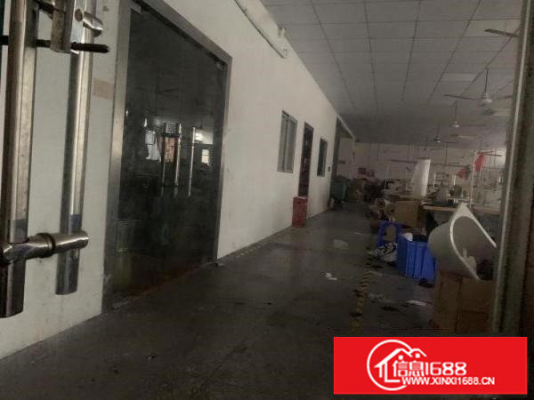 横岗六约地铁站附近，新空出装修现成制衣厂，直接开工