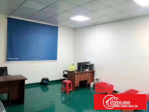 出租长安厦边320平方厂房，现成装修，价格便宜