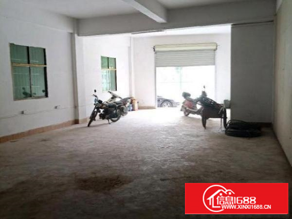 位于增埗塘边村一号球场小型厂房