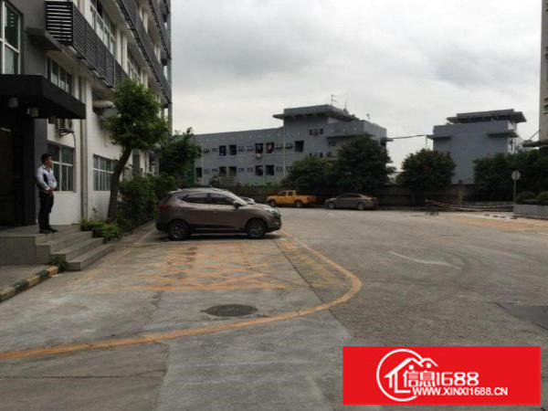 出租龙岗区龙岗新出楼上带豪华装修标准厂房350平方有消防喷淋