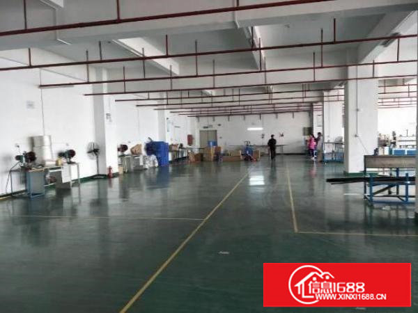 塘厦蒲心湖楼上标准厂房812平上迎宾高速只有两公里