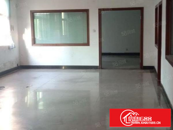 凤岗镇官井头村新出三楼600平米带装修厂房业主直接出租