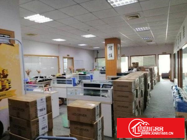 横岗华乐路原房东厂房750平出租，面积实在，带装修