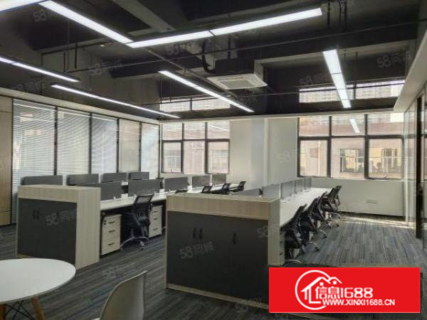 西乡创意园原房东直租，全新办公室115平起，停车位充足。