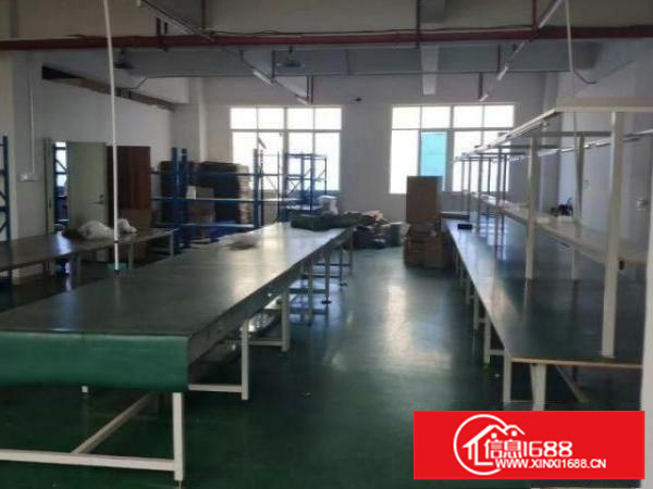 公明碧眼社区带装修400平厂房出租