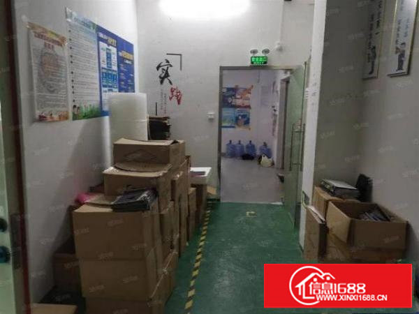 长安锦厦3楼600平精装修厂房出租，水电到位