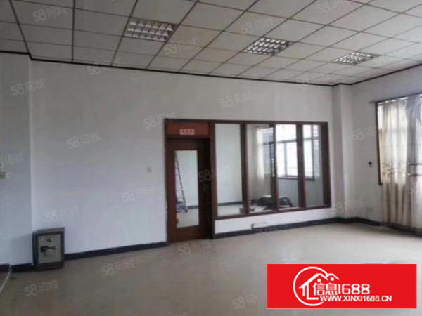 寮步镇上屯工业园内500平单一层砖墙到顶厂房出租现成办公室