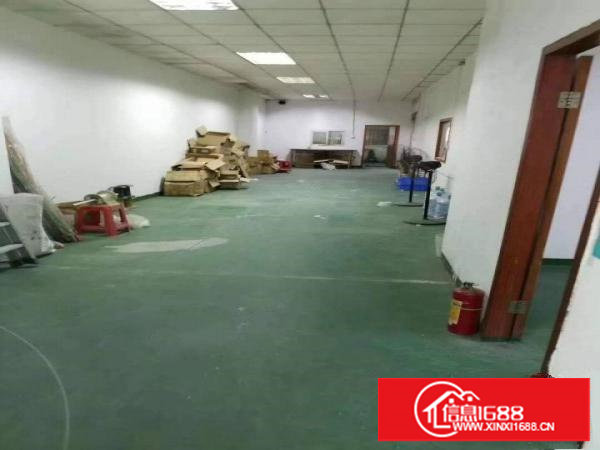 乌沙新出二楼350平方，有办公室装修，地坪漆，搬进即可生产