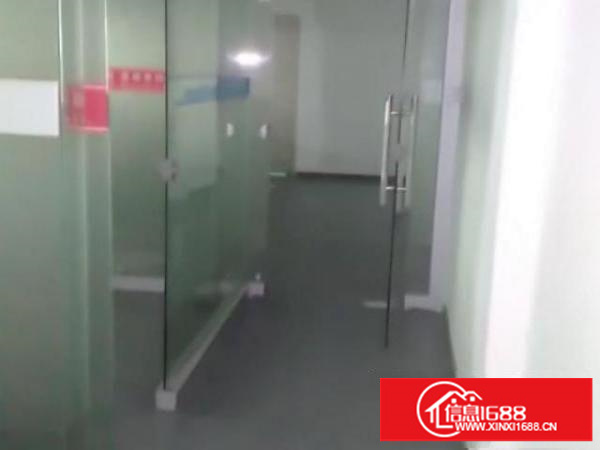工厂办公区出租，适合贸易方案公司入住