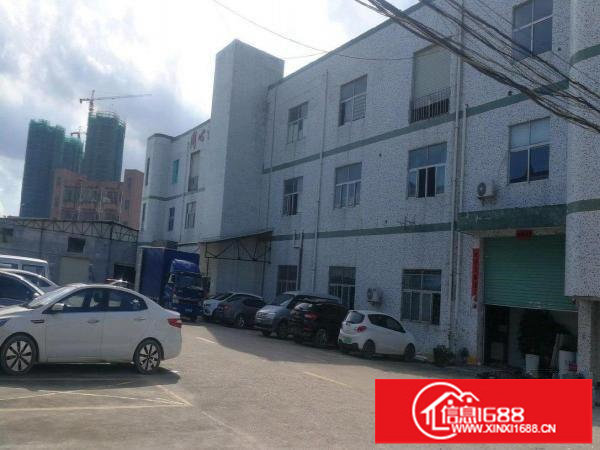 龙岗中心城爱联嶂背一楼420平方厂房出租！可分租