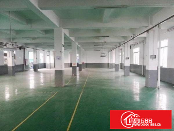 黄江星光工业区楼上680平厂房便宜出租，有地坪漆。