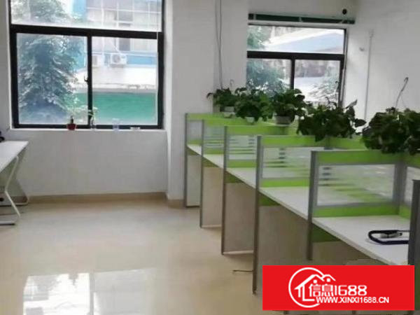 五和地铁口办公室大小面积招租，交通方便，带工作卡位