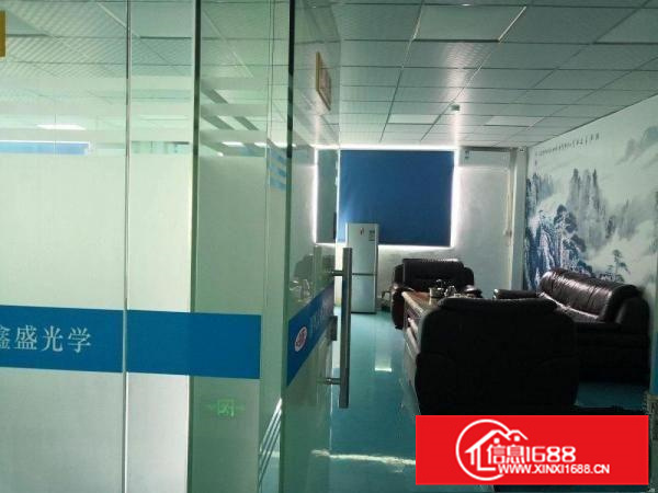 仲恺潼侨刚空出500平标准楼上厂房出租，带吊顶地坪漆，无公摊