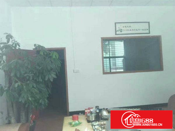 清溪谢坑一楼960平带办公室装修带行车精装办公室