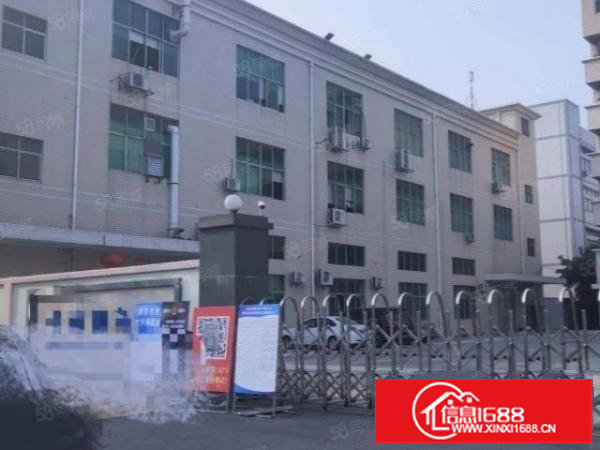 松岗罗田高速路口500米原房东厂房7000平方，宿舍2500