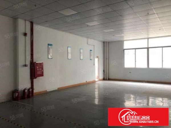 凤岗五联超靓工业园，楼上新出豪华装修1950平方厂房出租！