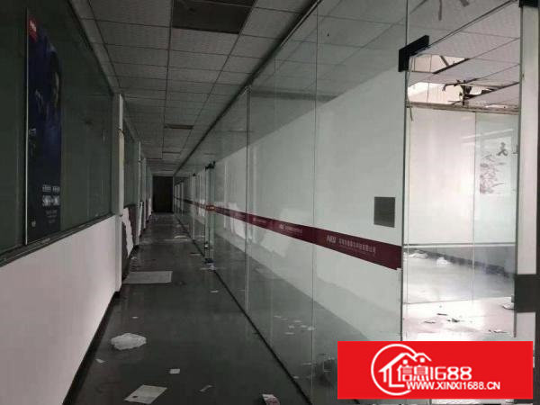 宝龙高科大道精装修1550平整层招租，无转让费