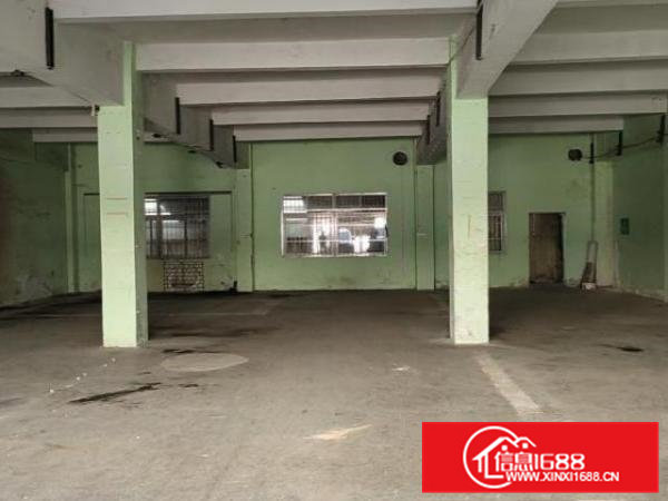 本人出租厂房1楼880平