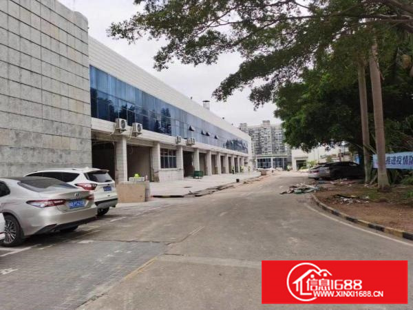 10号线雅园地铁口，停车方便，仅租30/平