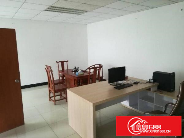 凤岗油甘埔新出带办公室装修，800平米彩光非常好