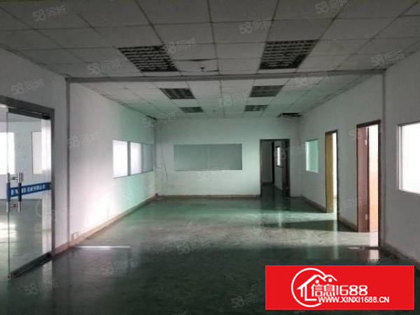 横沥镇山厦工业区里面精装修办公楼楼上1500平方招租，可分租