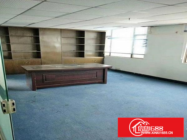 长安新安大桥新出三楼1200平办公室精装修厂房出租
