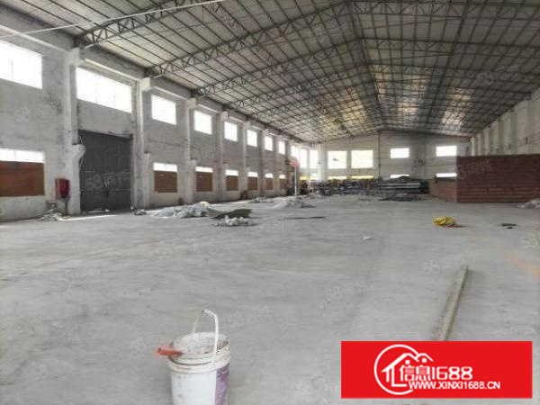 伦教工业大路边2000方厂房出租，10米高，水电齐全！