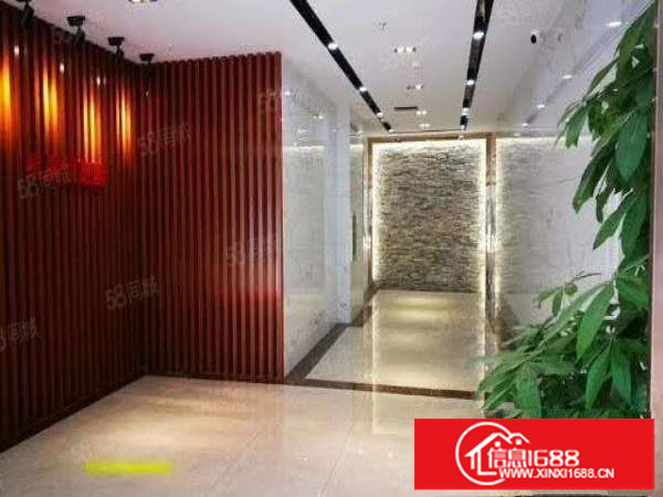 六约地铁口附近新出楼上106平带精装修办公场地出租