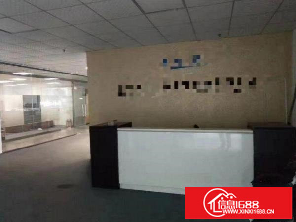 横岗四联楼上豪华装修850平个人厂房出租，可分租