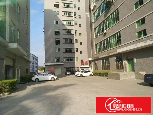 观澜清平高速出口花园式厂房2300平米可分租