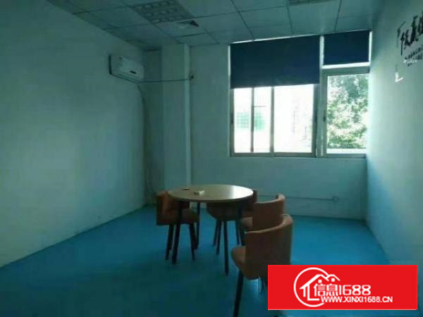 出租石排镇石排城区300平方厂房，精装修