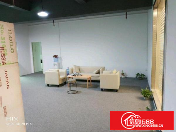 百鸽笼深特变科技园120平米电商办公室